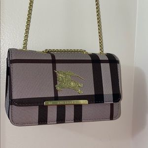 Plaid Burberry Crossbody Chain Purse